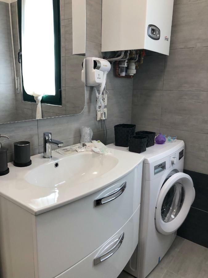 Bilocale Della Pippi San Clemente Apartment Sant'Andrea in Casale Екстериор снимка